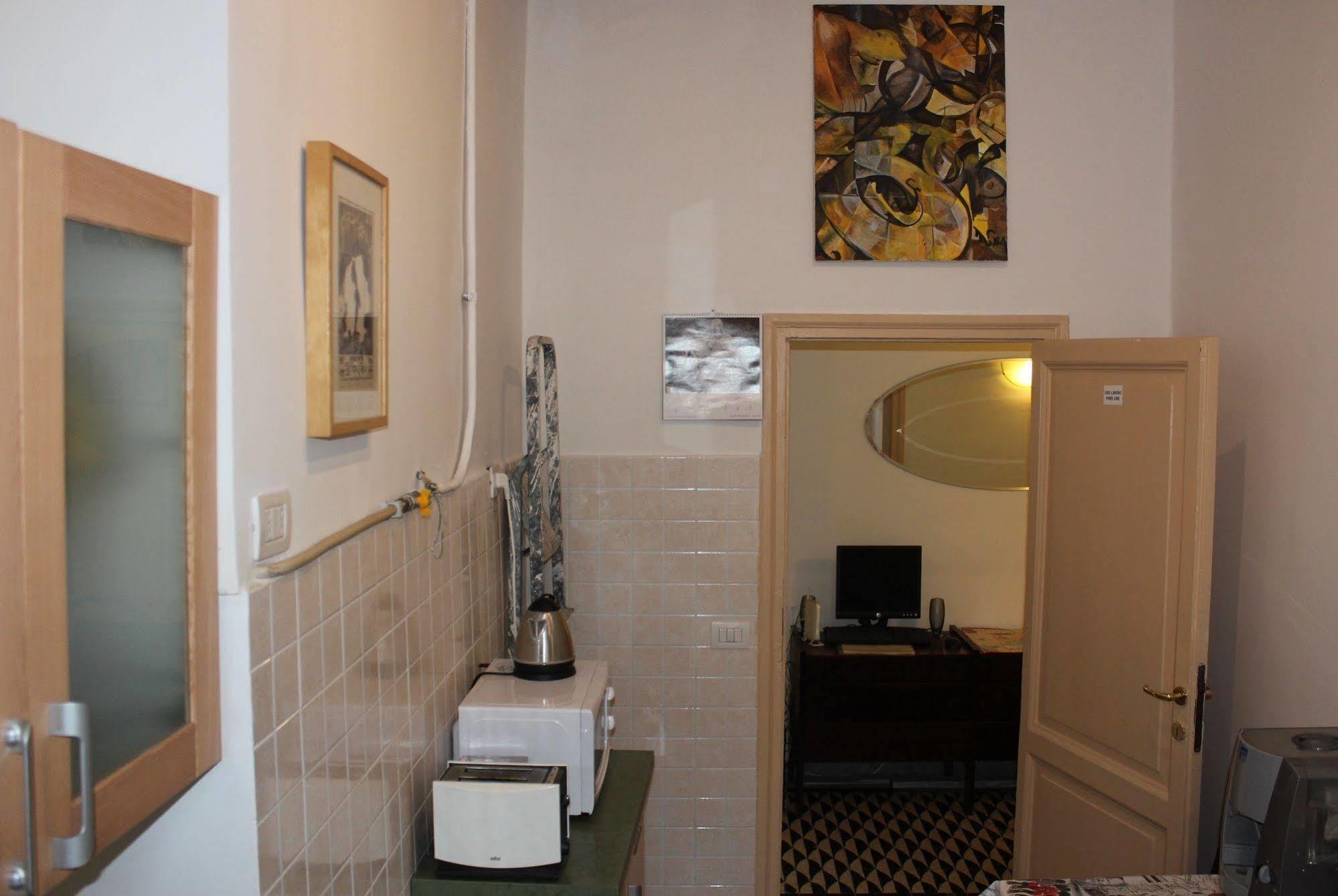 Galilei Guest House Rome Exterior photo